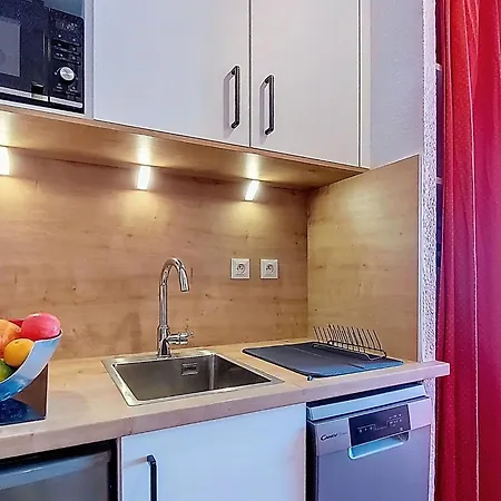 Appartamento Les Olympiades-23 By Interhome *